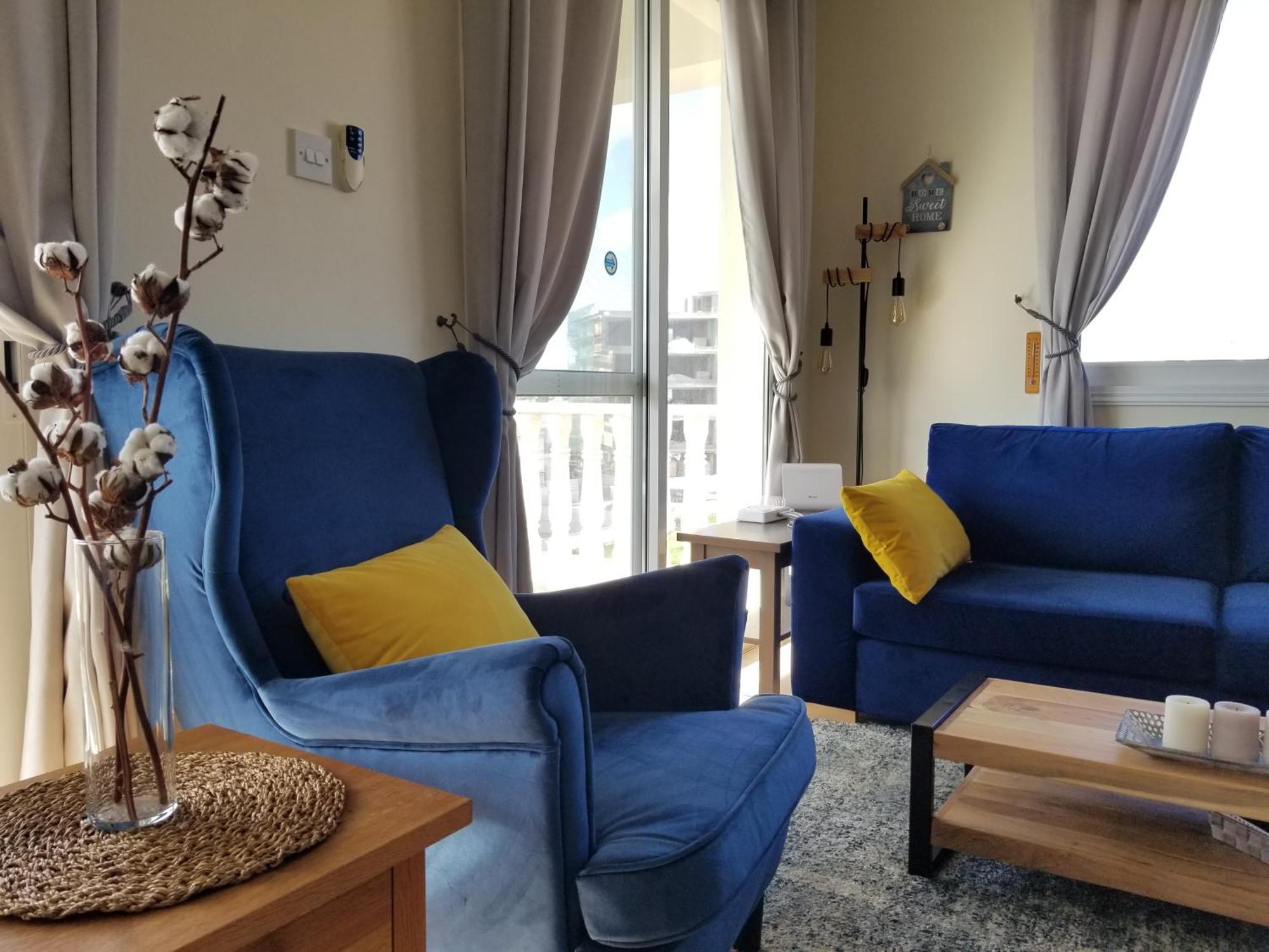 Penthouse Apartment Universal Пафос Экстерьер фото